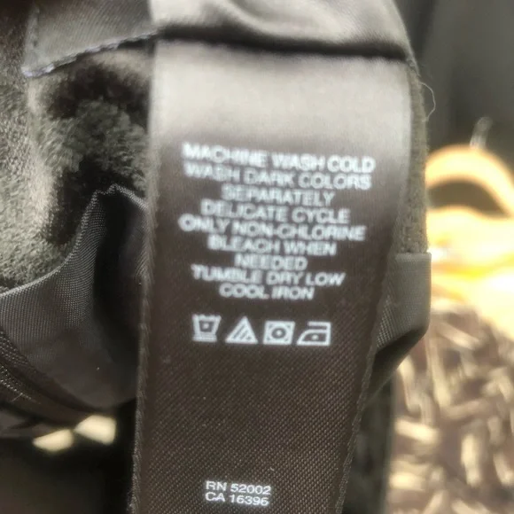 Skirt Black with belt size 16 - Picture 8 of 11